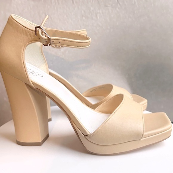 🌸FRANCO SARTO🌸 Dima Beige Leather Ankle Strap
Heeled Sandals Size: 10 - Picture 6 of 13